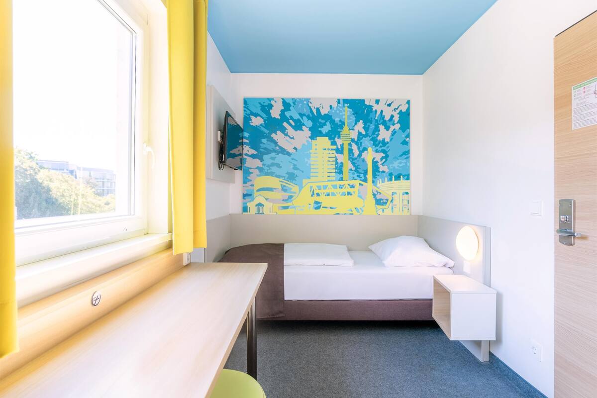 Chambre simple | 1 chambre, bureau, espace de travail pour ordinateurs portables