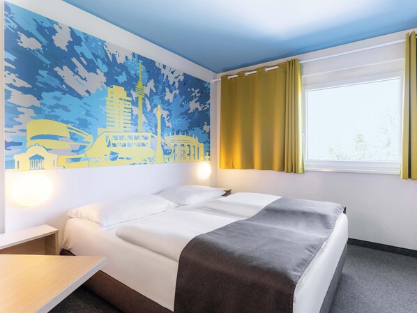Double Room | Desk, laptop workspace, soundproofing, free WiFi - B&B Hotel Stuttgart-City (Stuttgart)