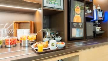 Daily buffet breakfast (EUR 13.9 per person)
