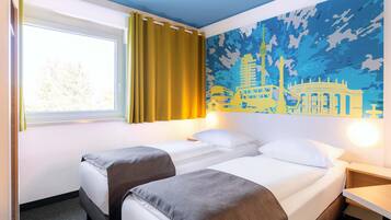 Quarto triplo | Escrivaninha, espaço de trabalho para notebook, quartos à prova de som