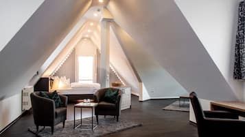 Junior Suite Deluxe | 起居区 | 平板电视