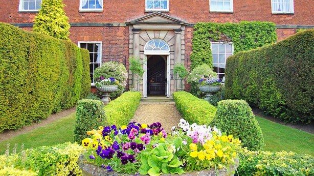 Unclassified image, 1 of 29, button - Dovecliff Hall Hotel (Burton on Trent)