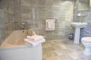 Chambre Double Standard | Salle de bain