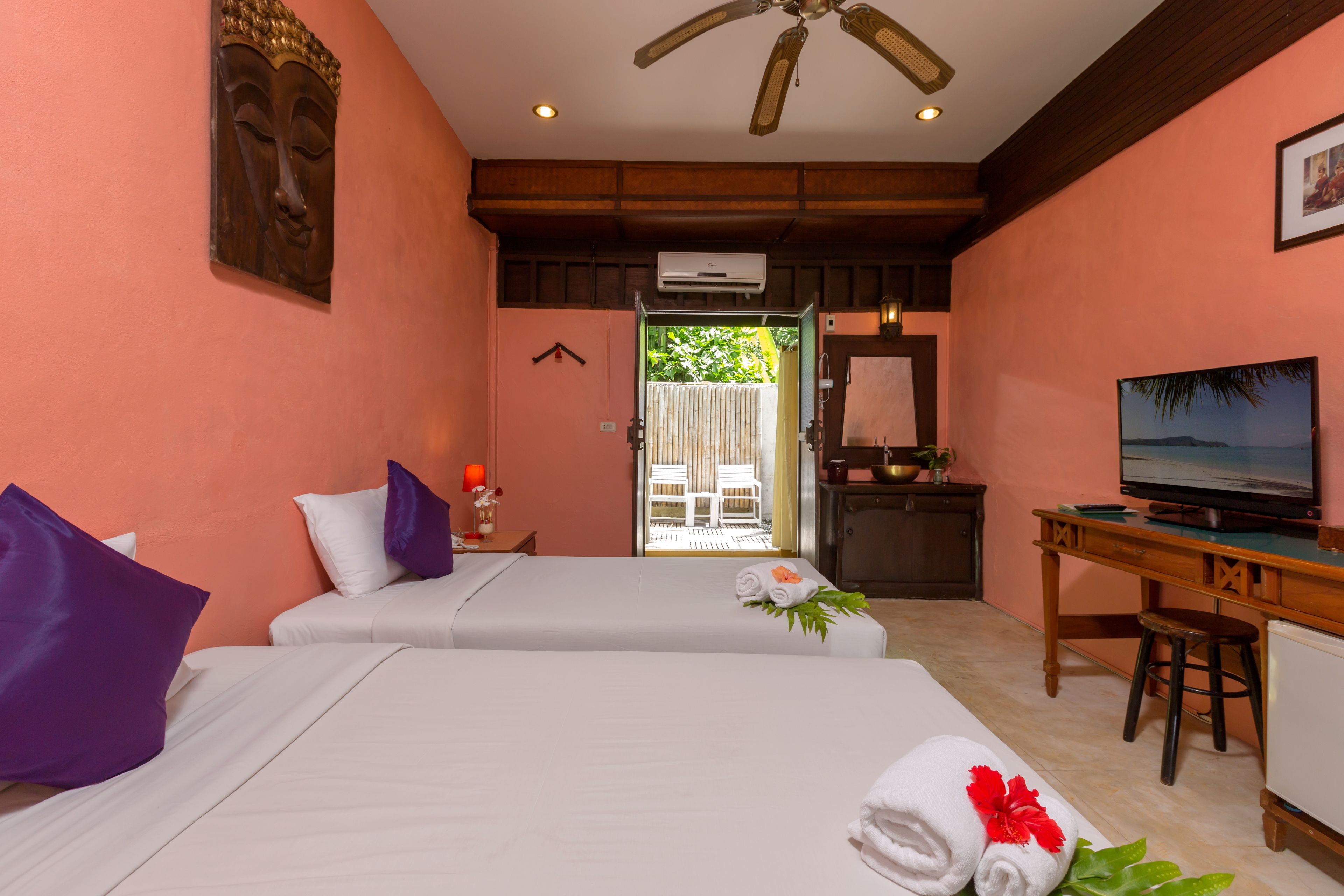 standard twin room, garden view | premium bedding, in-room safe, individually decorated, desk