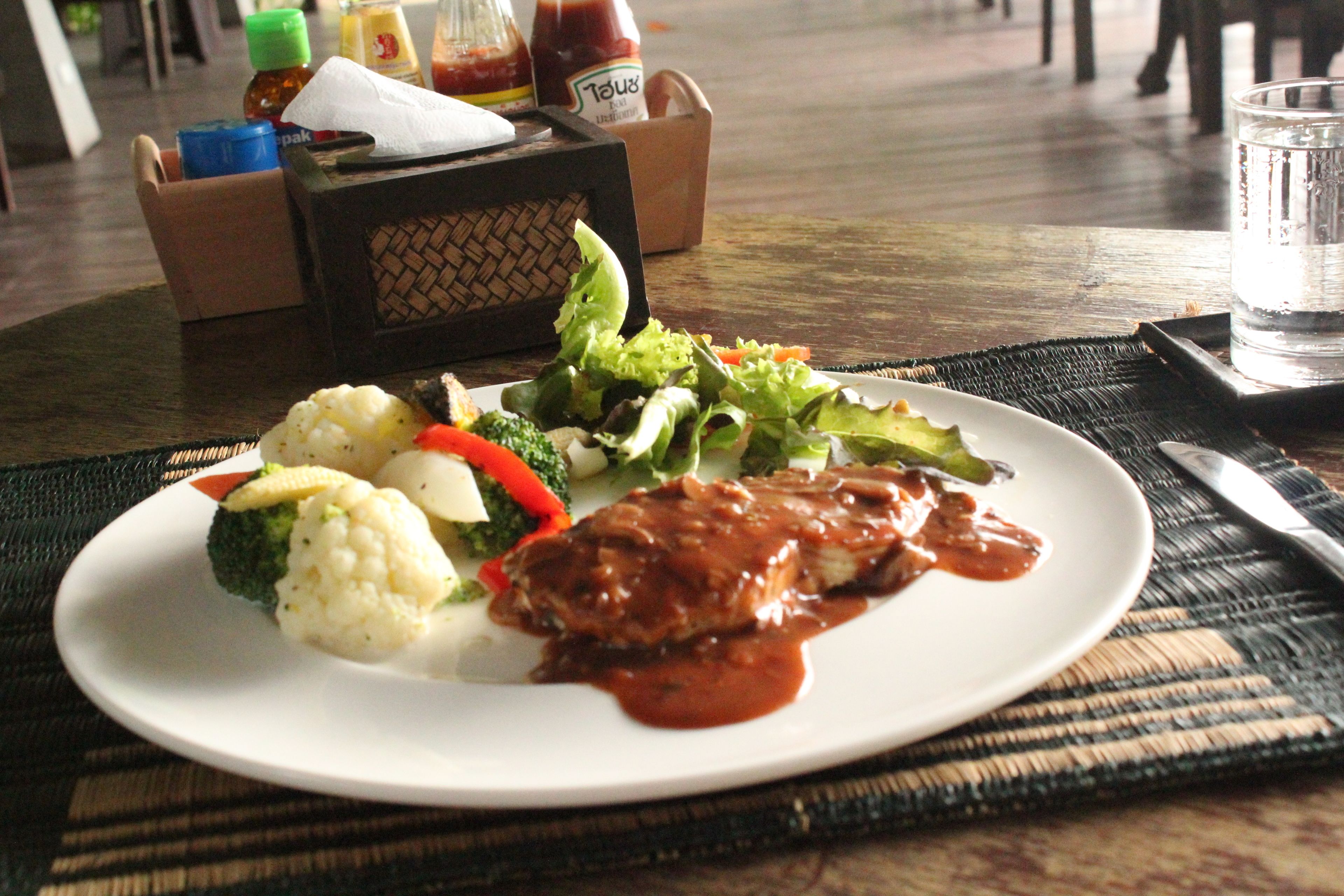 breakfast, lunch, dinner served; thai cuisine, beach views