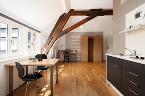 Desk, soundproofing, iron/ironing board, free WiFi - campuszwei Hotel & Boardinghouse (Ludwigsburg)