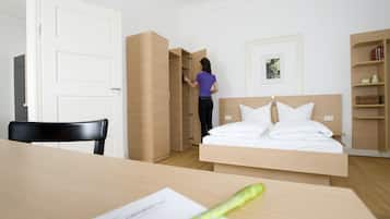 Apartment zur Doppelnutzung | Desk, soundproofing, iron/ironing board, free WiFi