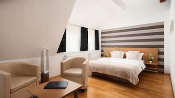 Apartment zur Doppelnutzung | Desk, soundproofing, iron/ironing board, free WiFi