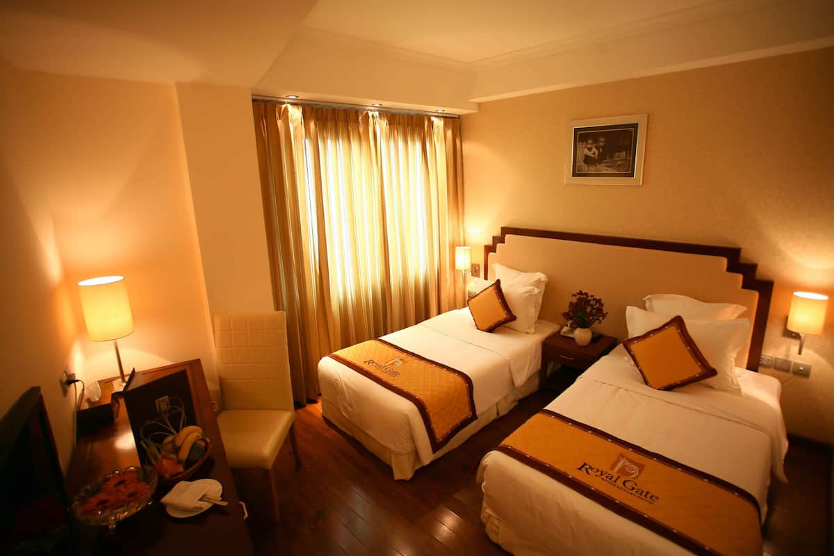 Quarto superior | Cofres nos quartos, Wi-Fi de cortesia