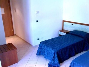 Standard Double or Twin Room, Non Smoking | 9 bedrooms, minibar, desk, cots/infant beds