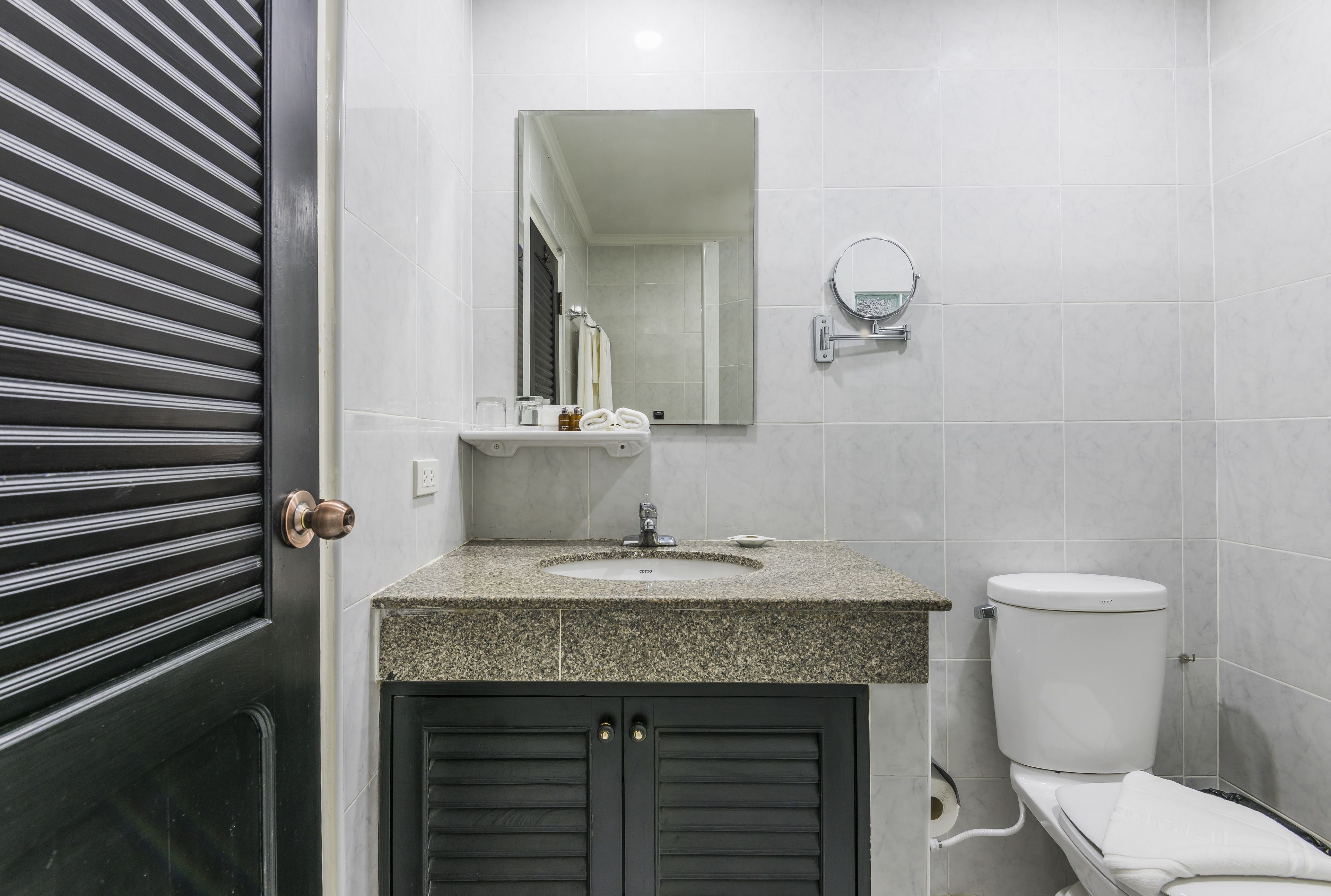 Photo - The Ambiance Hotel