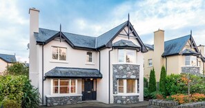 Front of property - Foley's Kenmare (Kenmare)