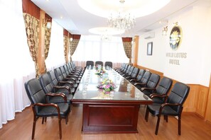 Meeting facility - WILD LOTUS APARTMENT 2 (Hanoi)