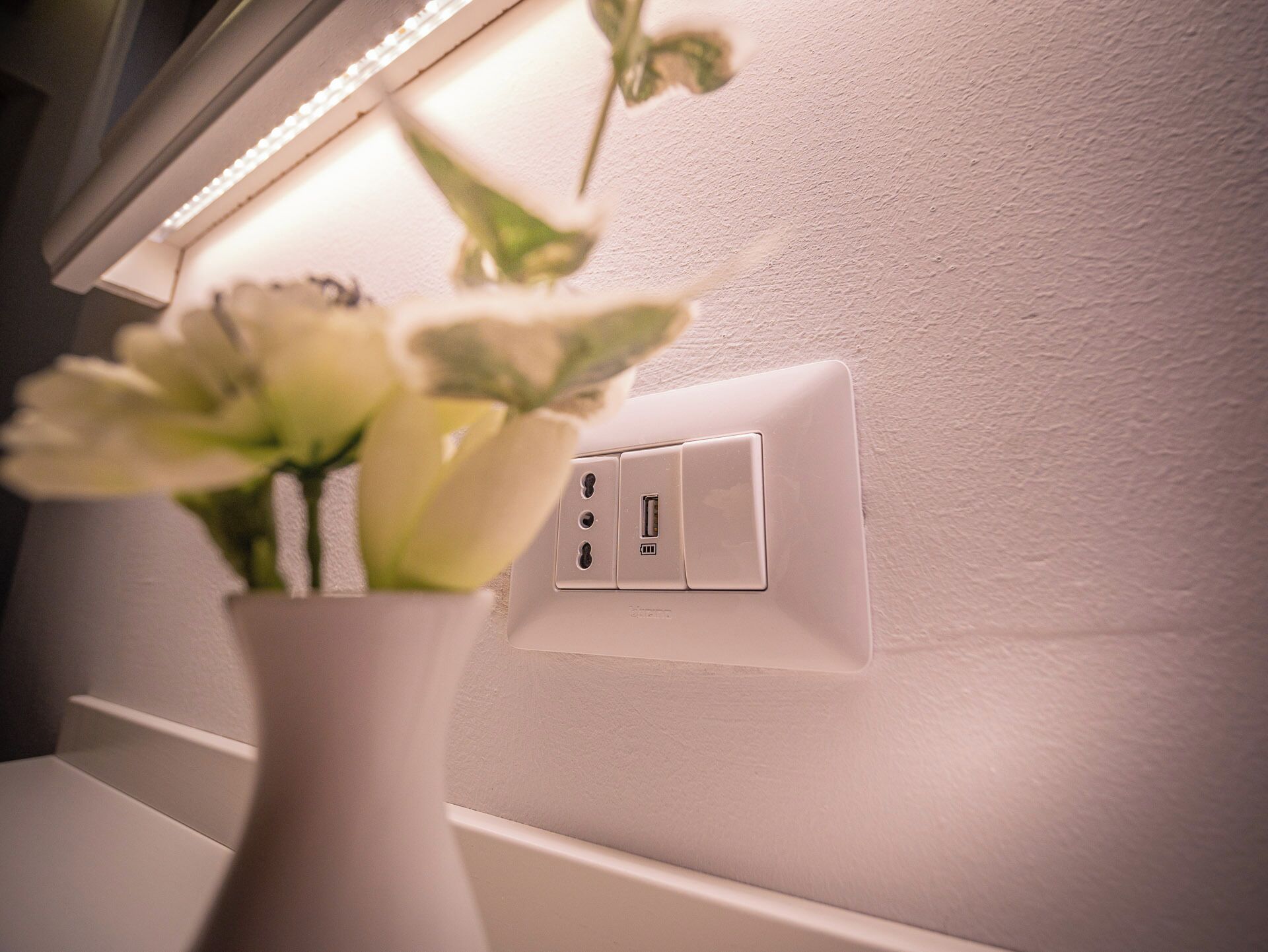 economy double or twin room, 1 double or 2 single beds | minibar, desk, iron/ironing board, cots/infant beds