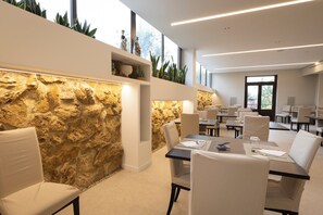 Desayuno buffet incluido todos los días