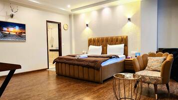 Grand Double Room, 1 Queen Bed, Smoking, City View | 1 bedroom, minibar, in-room safe, individually decorated