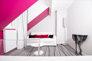 普通套房 | 起居區