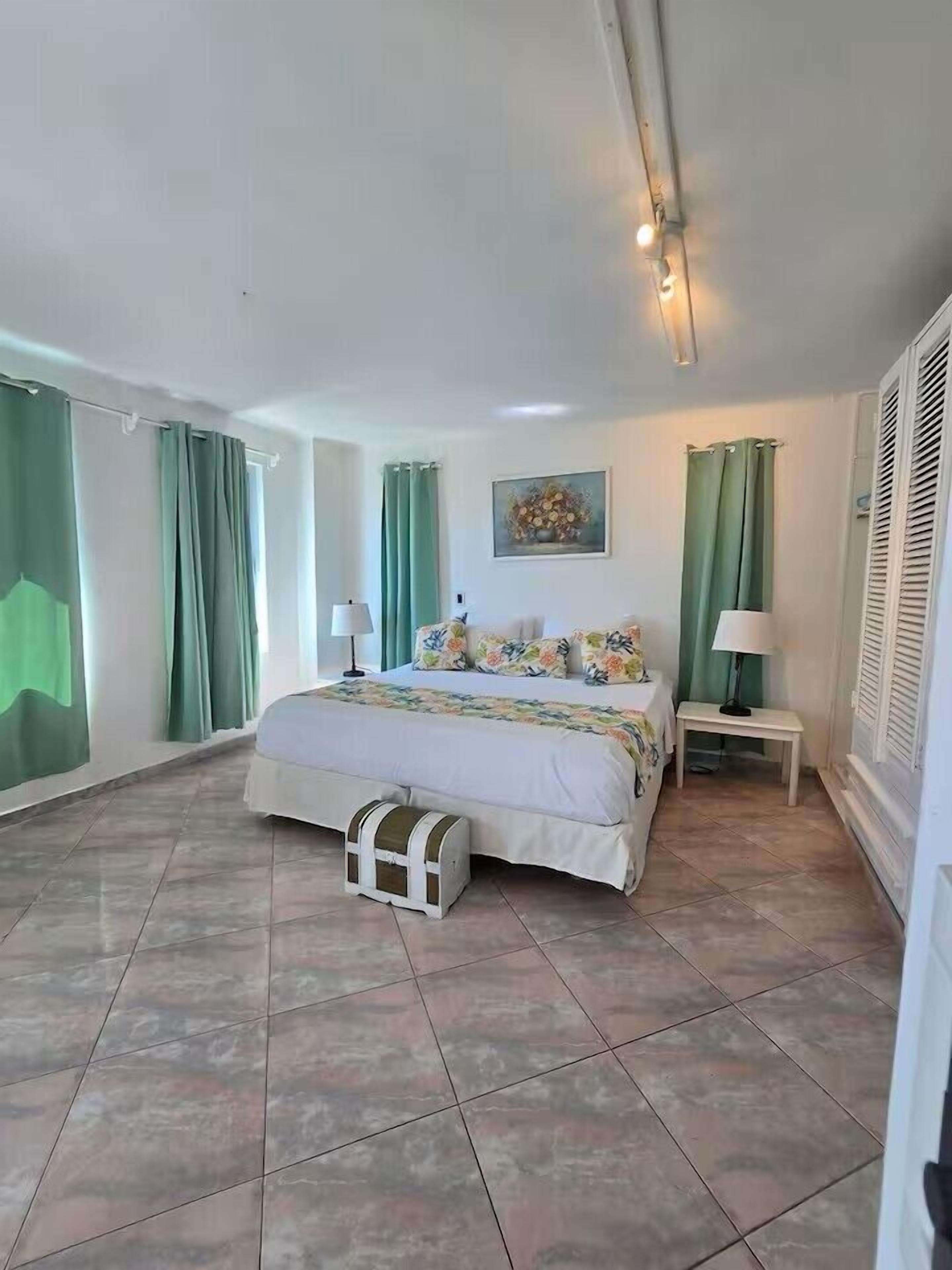 Family Suite, 2 Bedrooms | Egyptian cotton sheets, premium bedding, minibar, desk