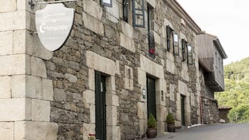 Entrée de l’hébergement