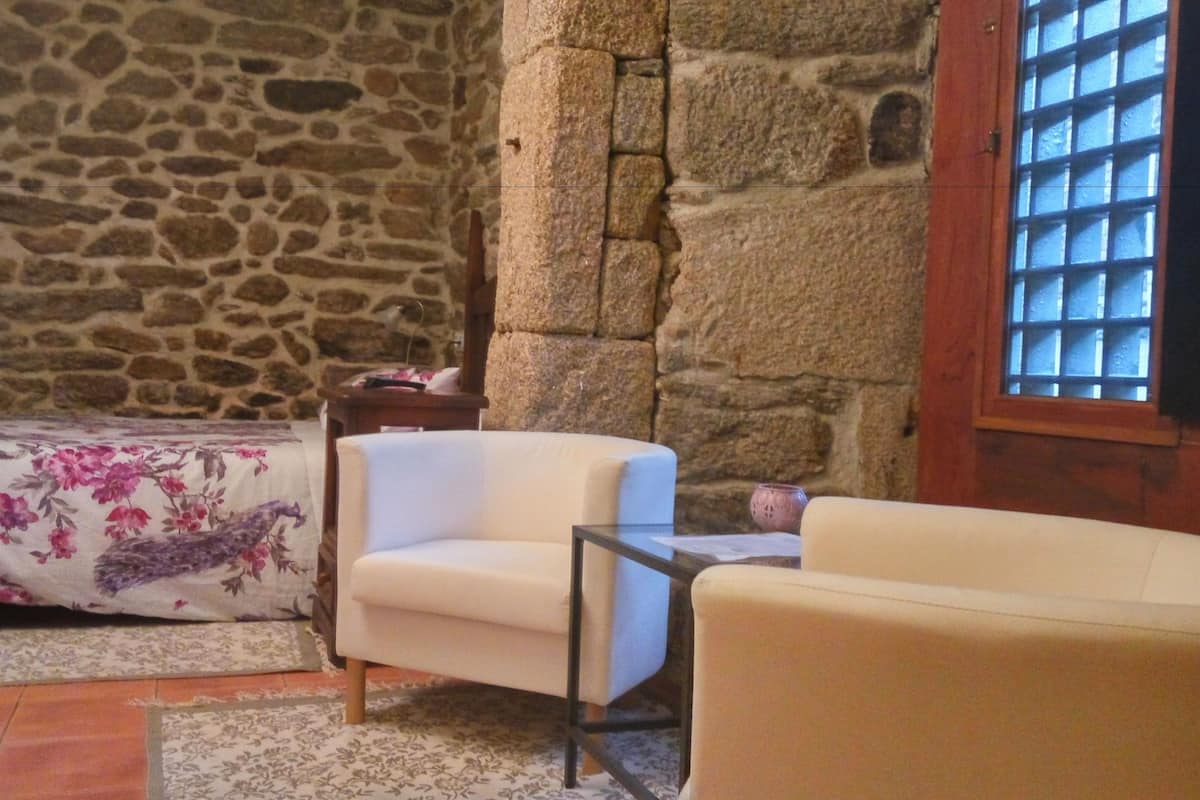 Blackout curtains, iron/ironing board, free cots/infant beds, free WiFi
