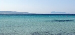 Beach nearby, white sand - Beach Hotel Budoni (Budoni)