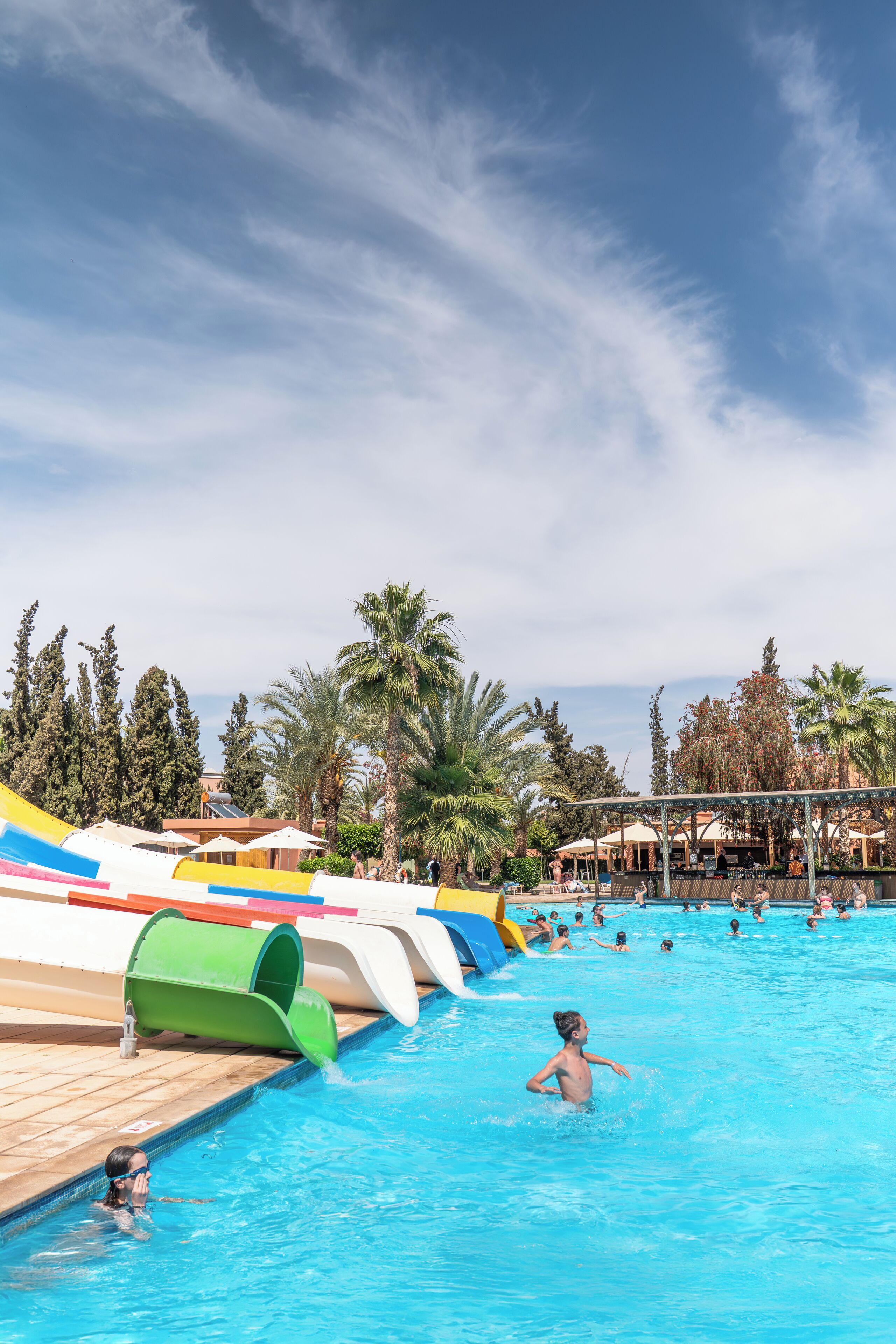 المنشأة من الخارج