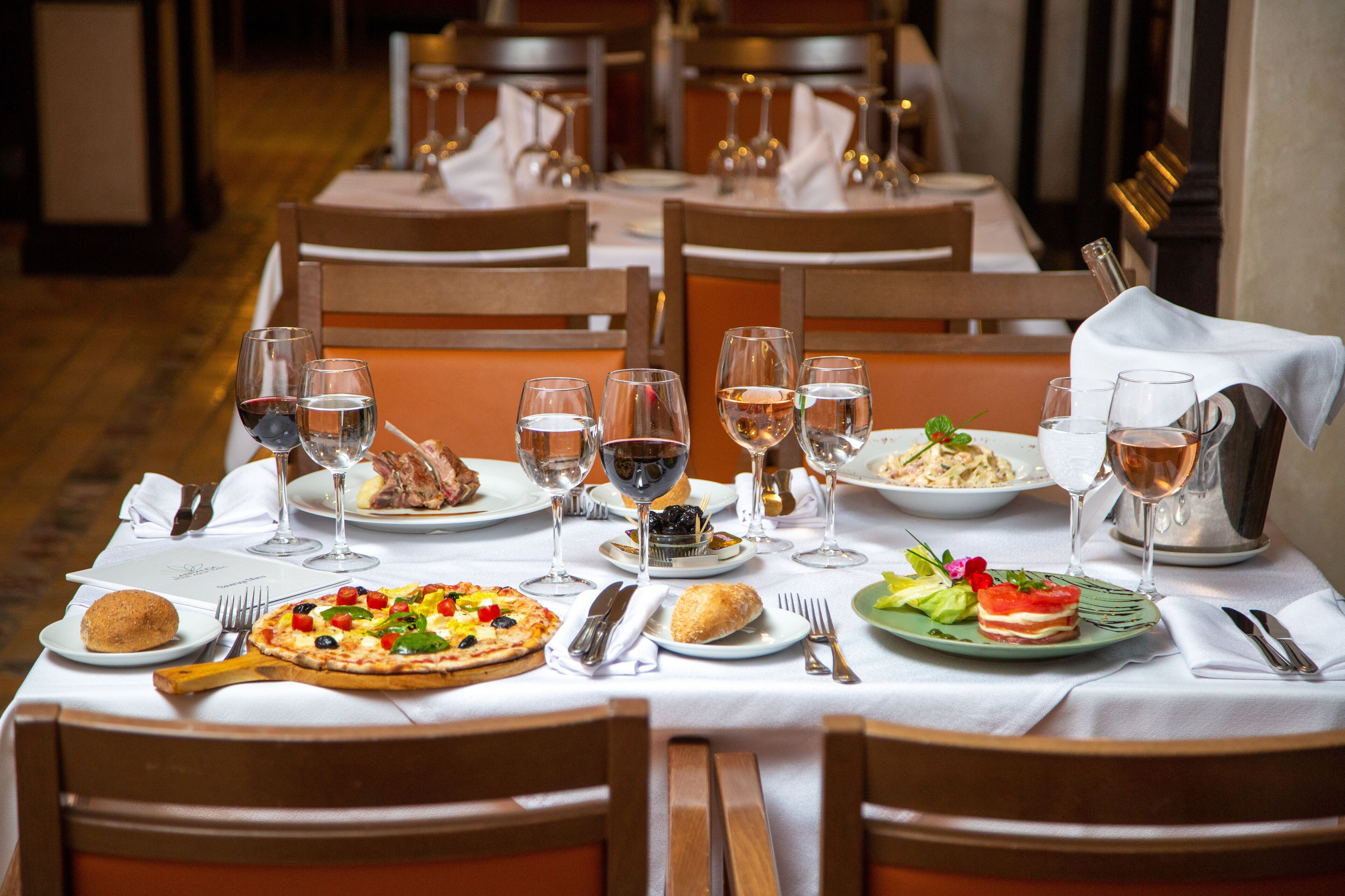 3 restaurants, lunch, dinner served; moroccan cuisine