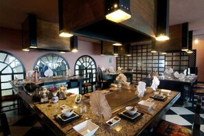 3 restaurants, international cuisine - Hotel Les Omayades (Agadir)