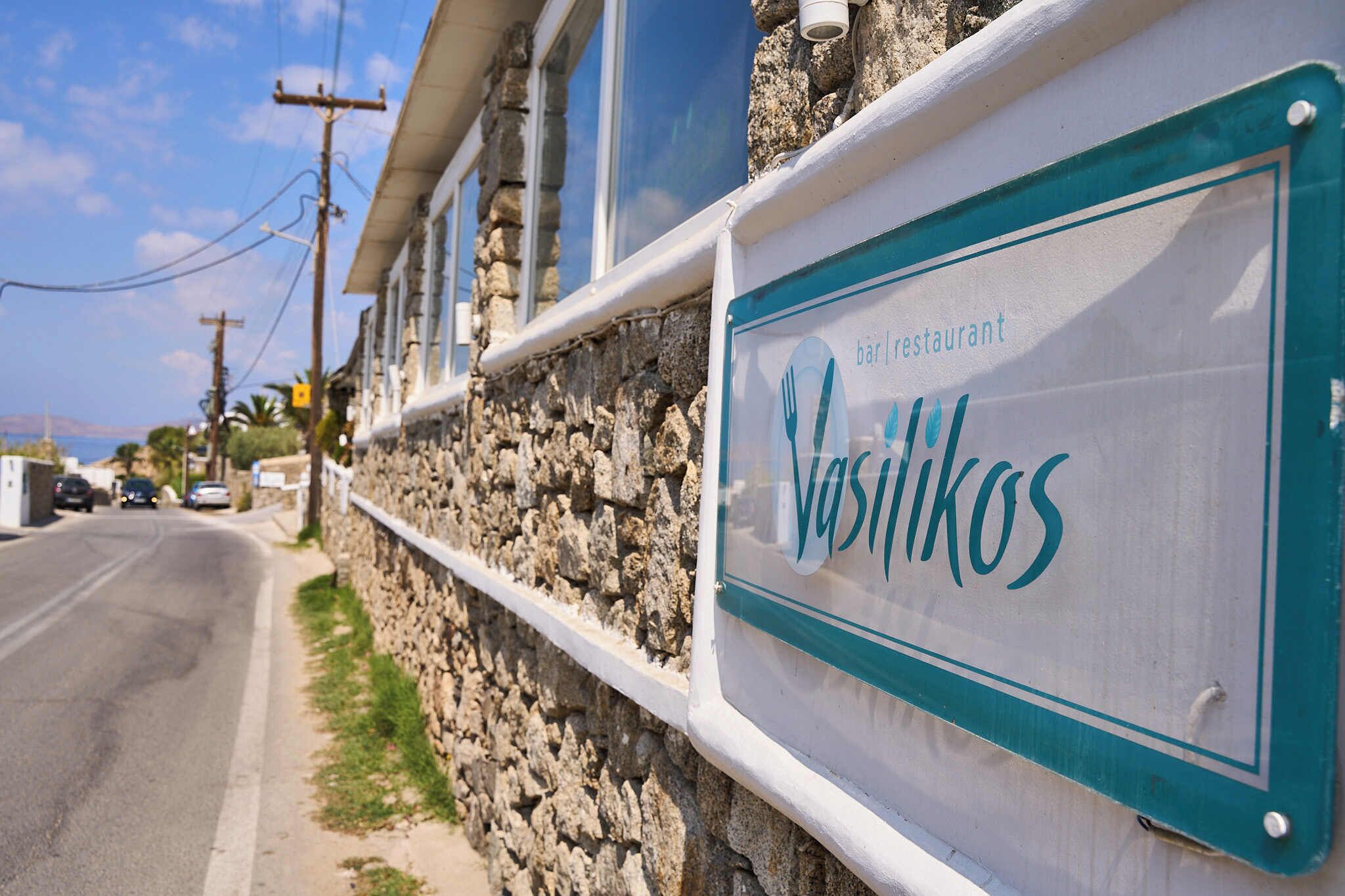 2 restaurants, breakfast, lunch, dinner served; italian cuisine