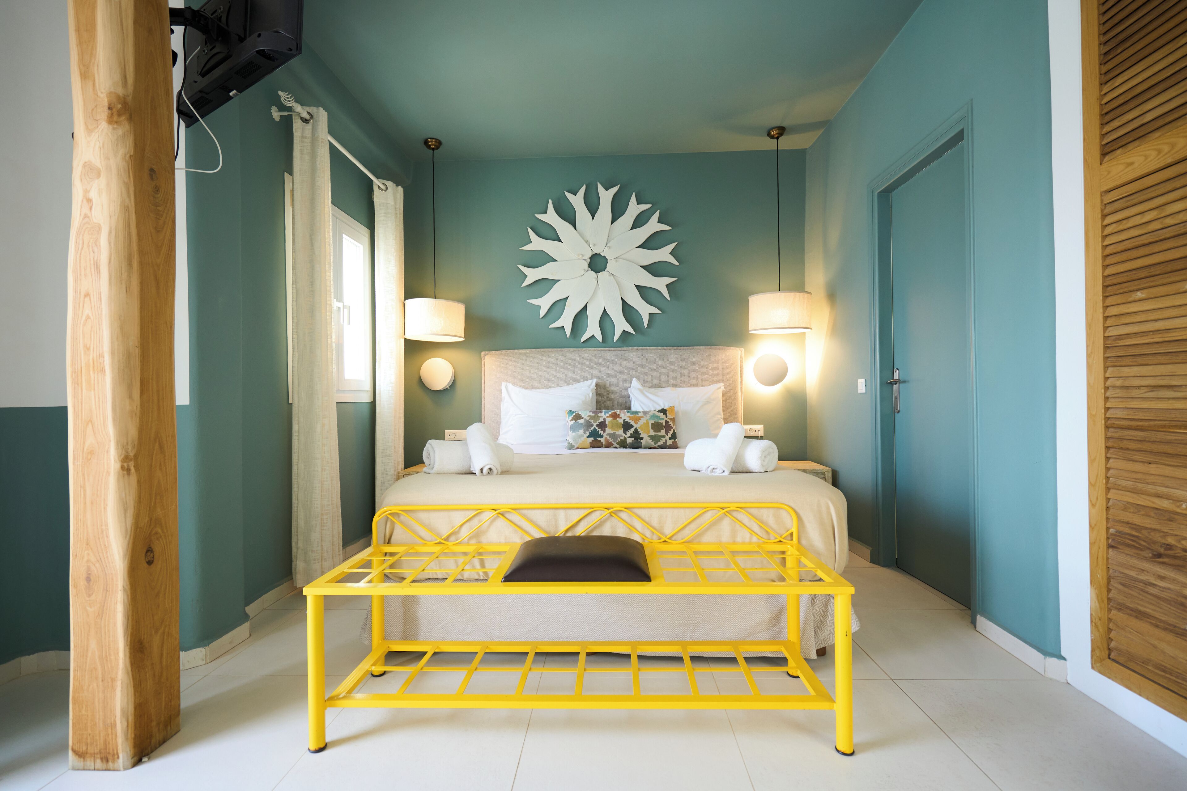 superior room, partial sea view | hypo-allergenic bedding, down duvets, in-room safe, iron/ironing board