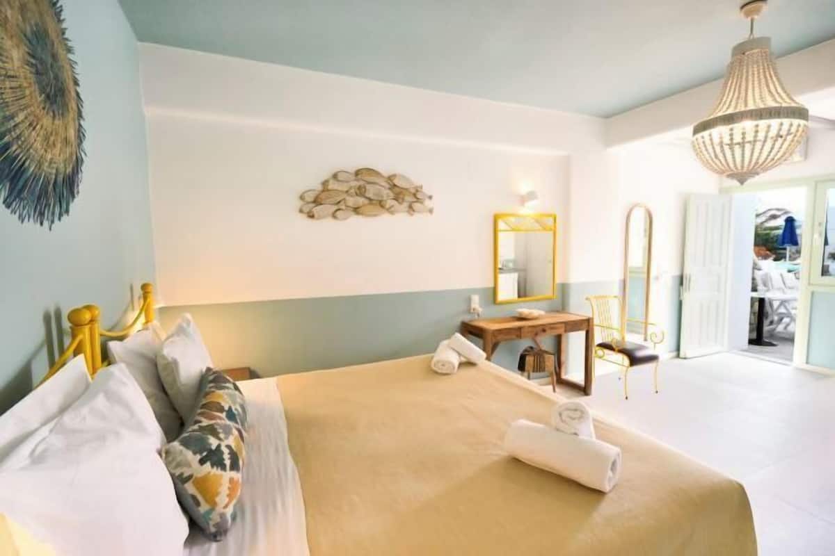 Roupas de cama antialérgicas, edredons de pluma, cofres nos quartos