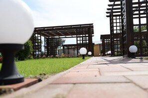 Property grounds - Hotel Craiovita (Craiova)