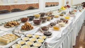 Breakfast area - Golden Valley Hotel (Tashkent)