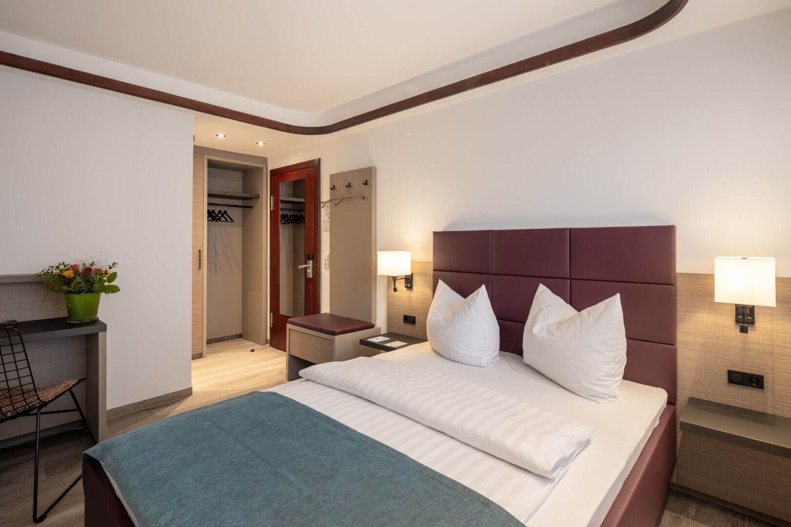 classic queen room | hypo-allergenic bedding, in-room safe, desk, soundproofing