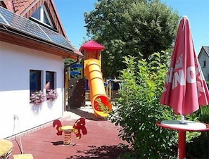 Children's play area - outdoor