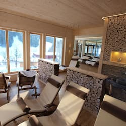 Sauna, steam room, Turkish bath, body treatments, aromatherapy