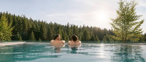 Indoor pool, 2 outdoor pools, open 7:30 AM to 9:30 PM, sun loungers