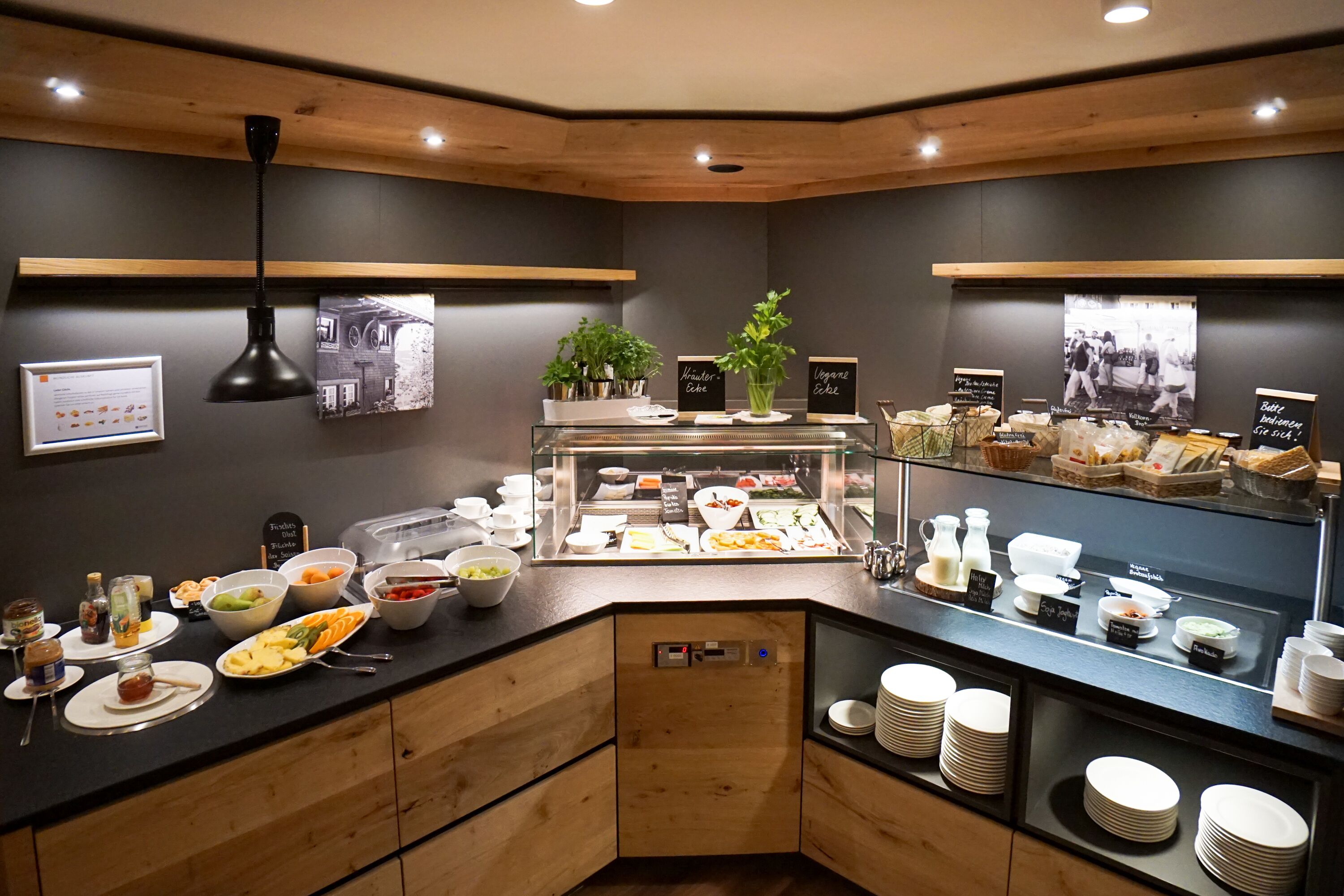 free daily self-service breakfast