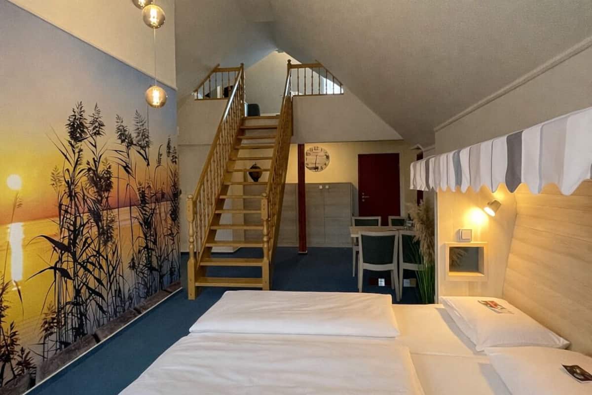 Suite Galeri | Wi-Fi gratis dan seprai linen