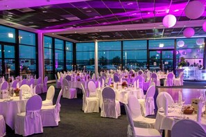 Restaurant - Hotel Motorsport Arena (Oschersleben)