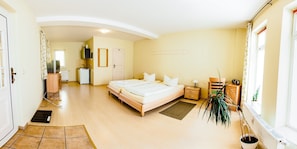 Comfort Studio | Minibar, in-room safe, individually decorated, individually furnished - Hotel Pension Mandy (Senftenberg)