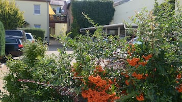 Parkering (EUR 5.00 per natt)