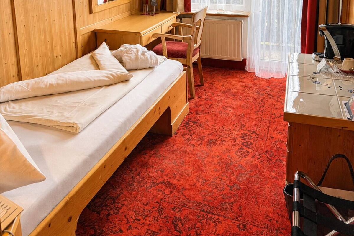 Standard Single Room