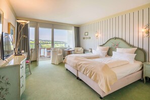 Family Room, Multiple Beds