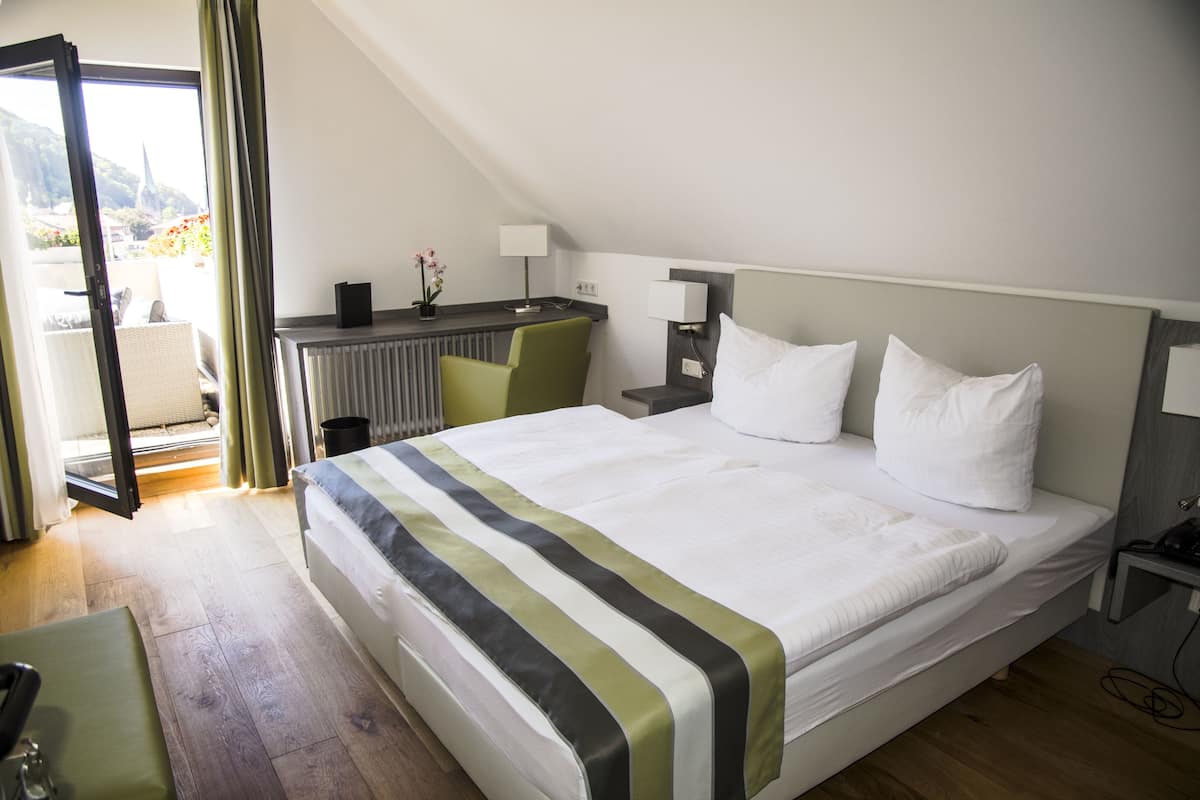 Allergikerbettwaren, Minibar, Schreibtisch