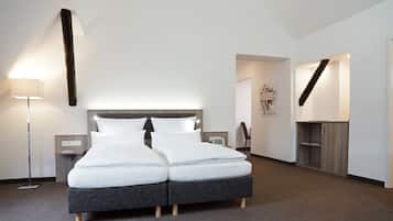 Deluxe-Studio | Hochwertige Bettwaren, Minibar, Zimmersafe, individuell dekoriert