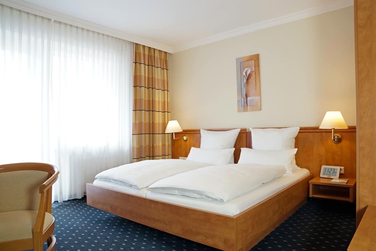 Comfort Double Room | Premium bedding, minibar, in-room safe, individually decorated