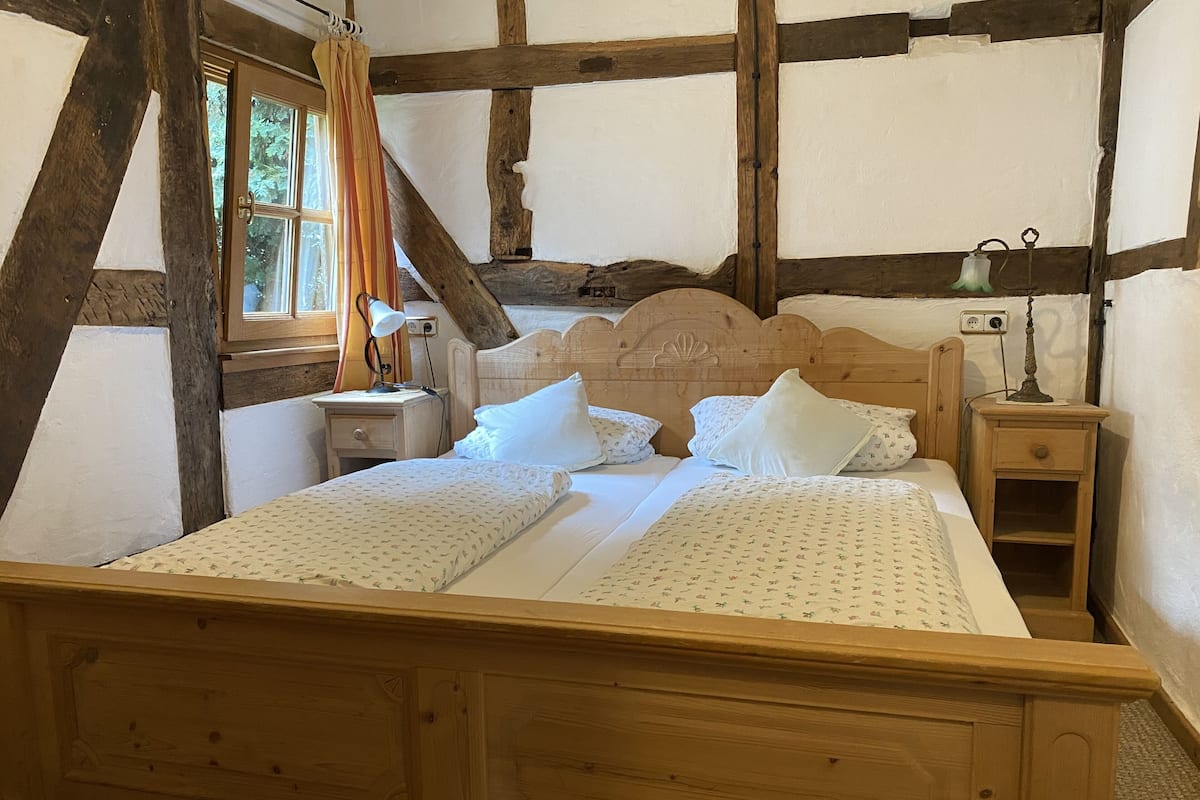 1 bedroom, hypo-allergenic bedding, minibar, free WiFi