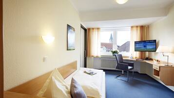 Einzelzimmer | Zimmersafe, Schreibtisch, kostenlose Babybetten, kostenloses WLAN