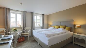 Classic-Doppelzimmer | Allergikerbettwaren, Minibar, Zimmersafe, Schreibtisch